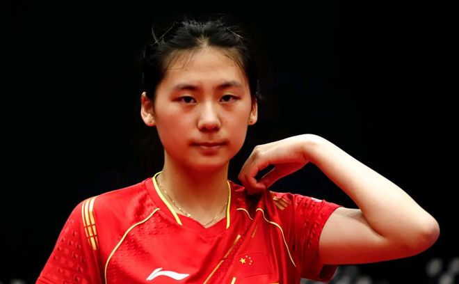 包括具备外 包括具备外