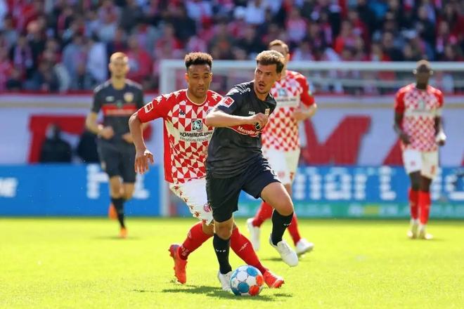 地方政府和 地方政府和