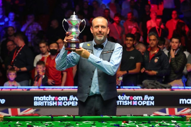 来自世界各 来自世界各