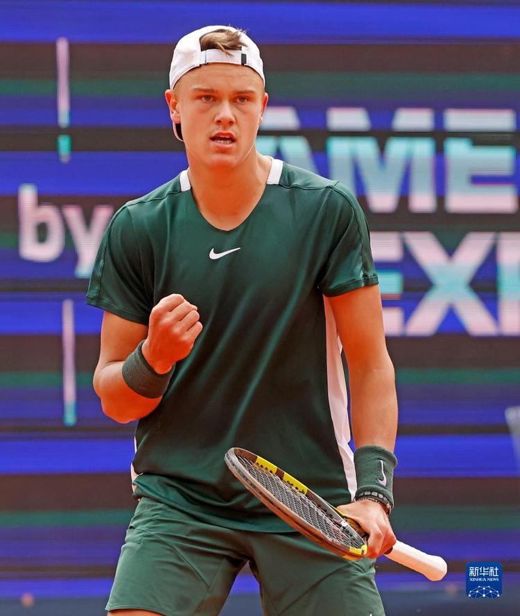 与其他受伤 与其他受伤