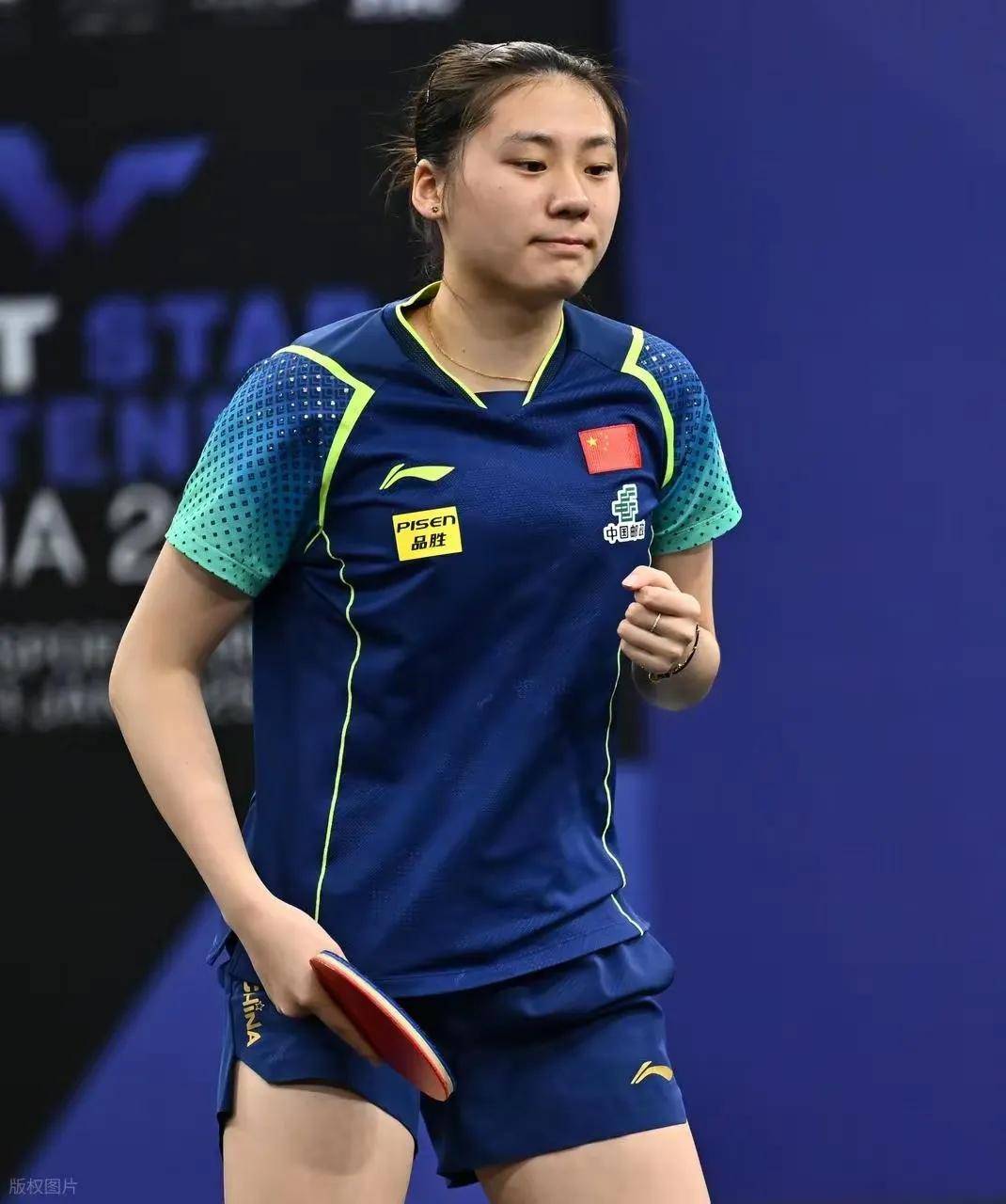 因逆境而慌 因逆境而慌