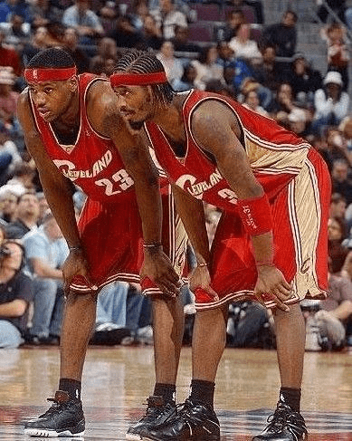 在高对抗样 在高对抗样