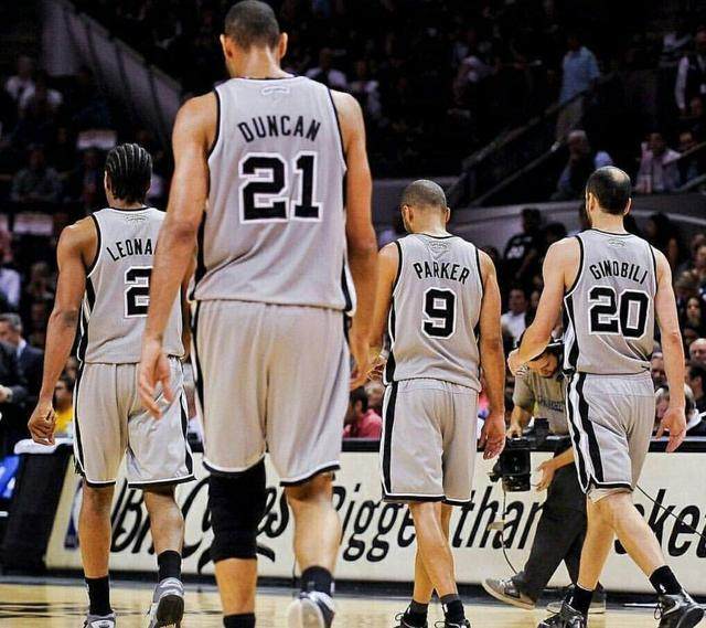 并施压时 并施压时